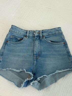 Divided Light Blue Frayed Hem Denim Shorts